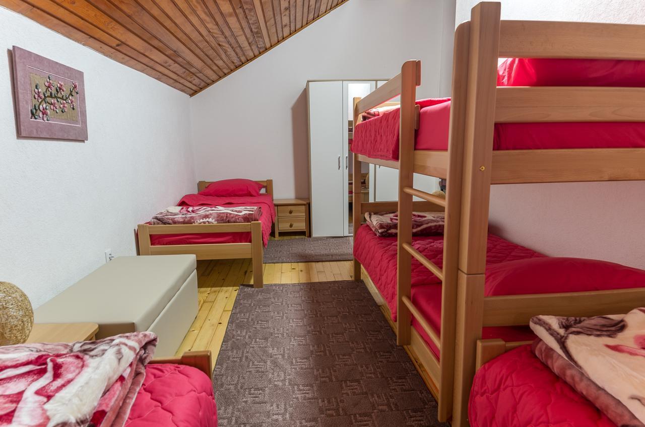 Hostel Mojan Andrijevica Exterior photo
