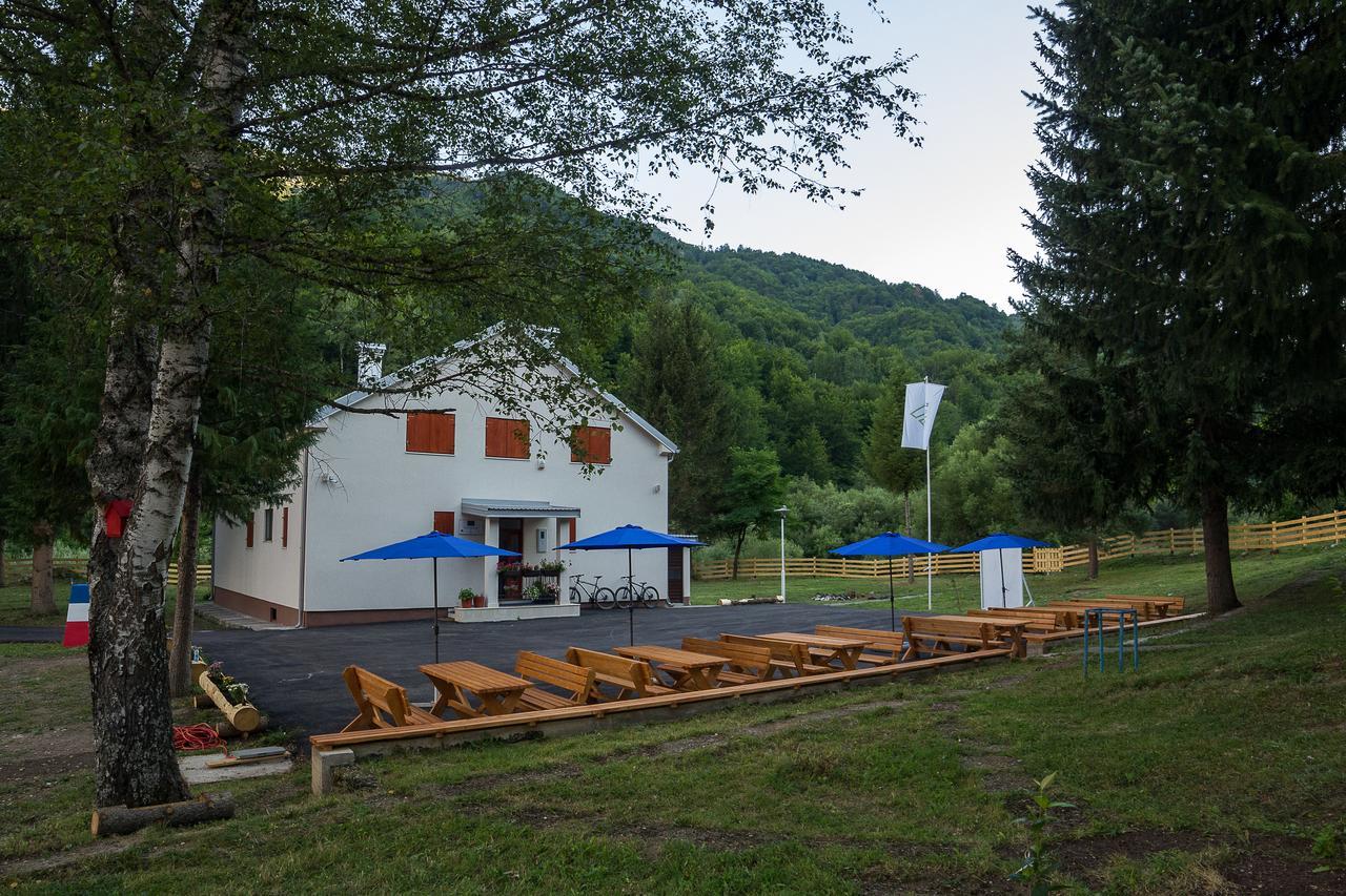 Hostel Mojan Andrijevica Exterior photo
