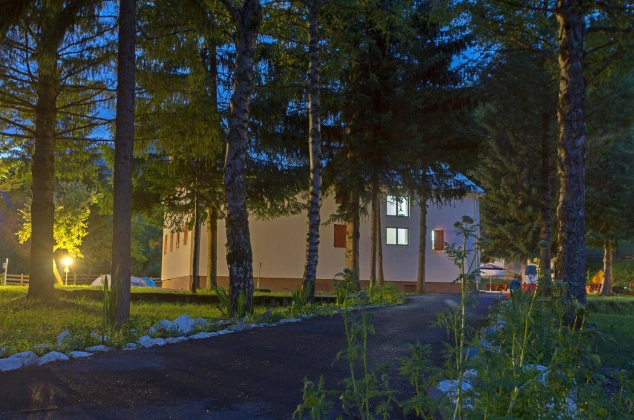 Hostel Mojan Andrijevica Exterior photo